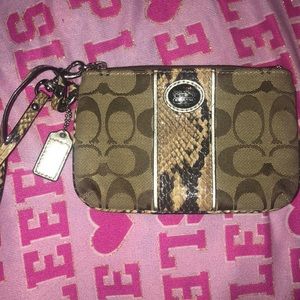Wristlet